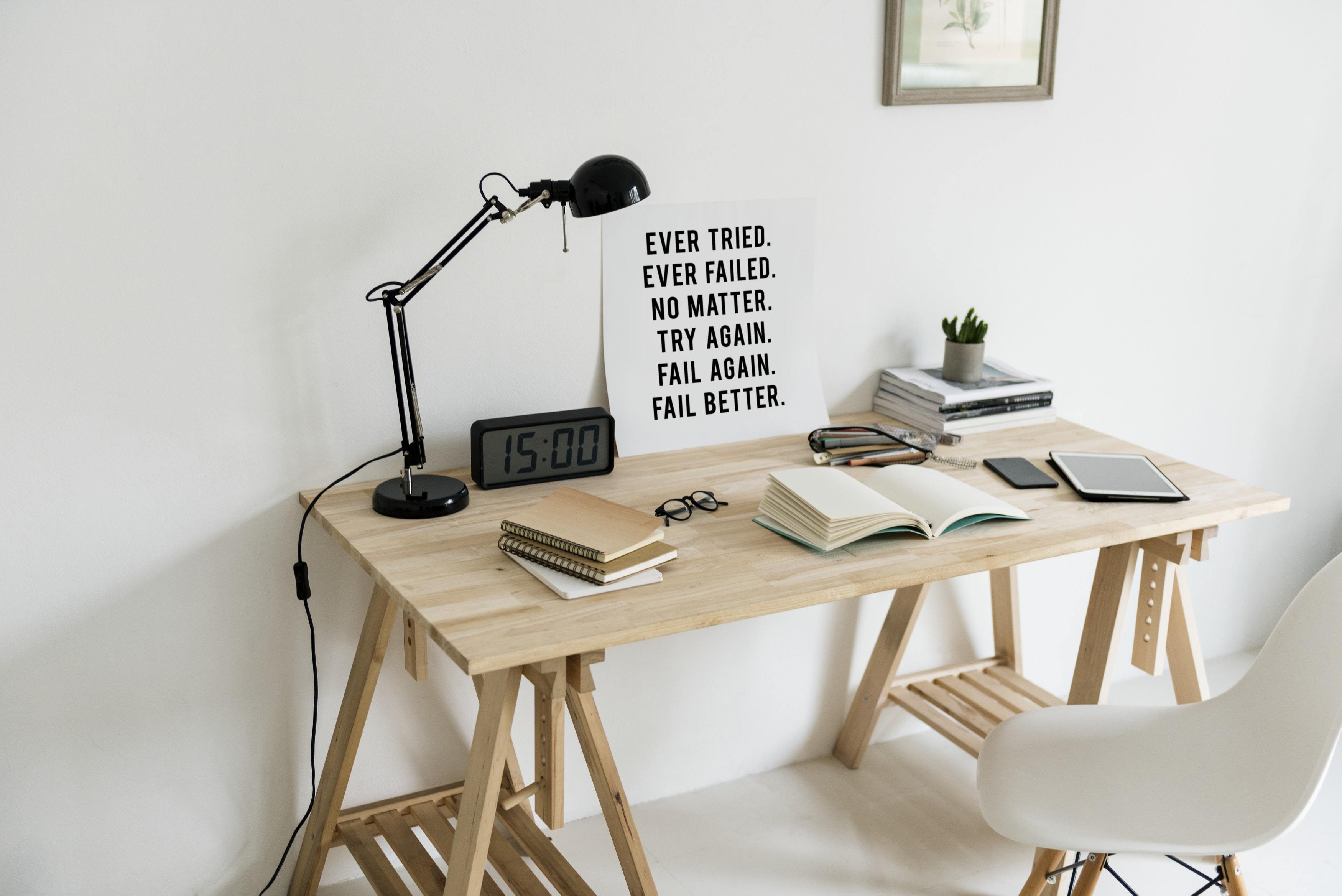 desk-setup-with-motivational-poster - Furniture4Design